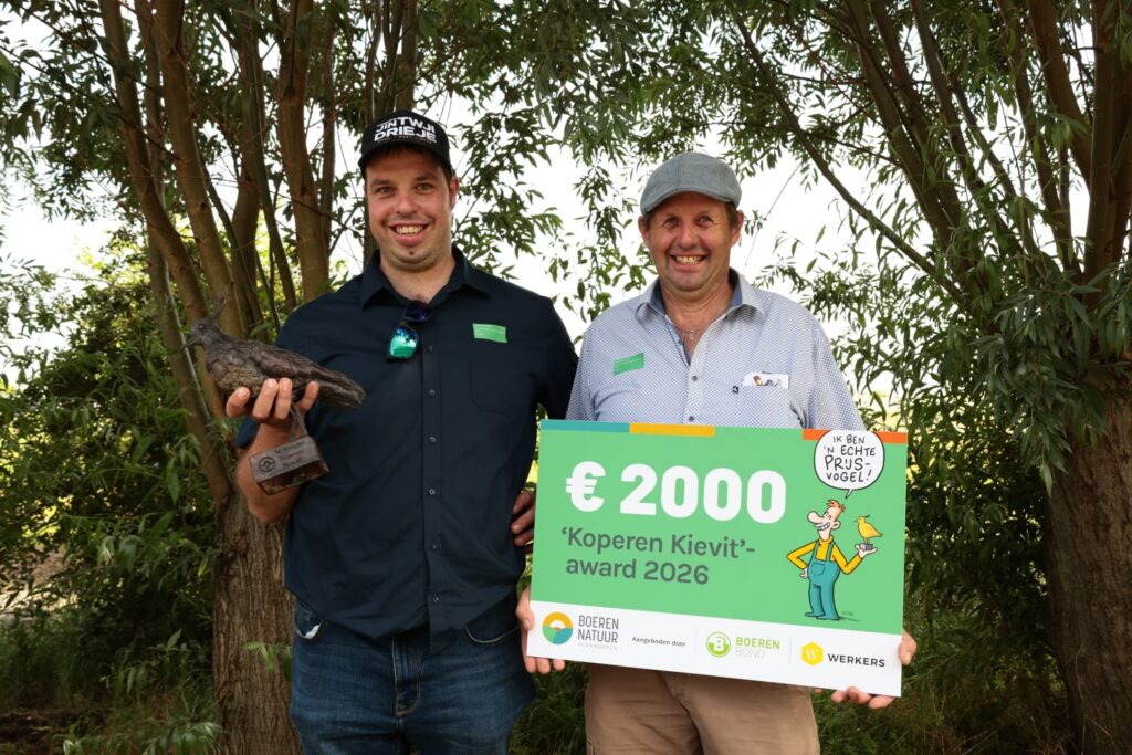 Johan en Dieter Debruyne winnen tweede Koperen Kievit-award voor inzet voor boerennatuur
